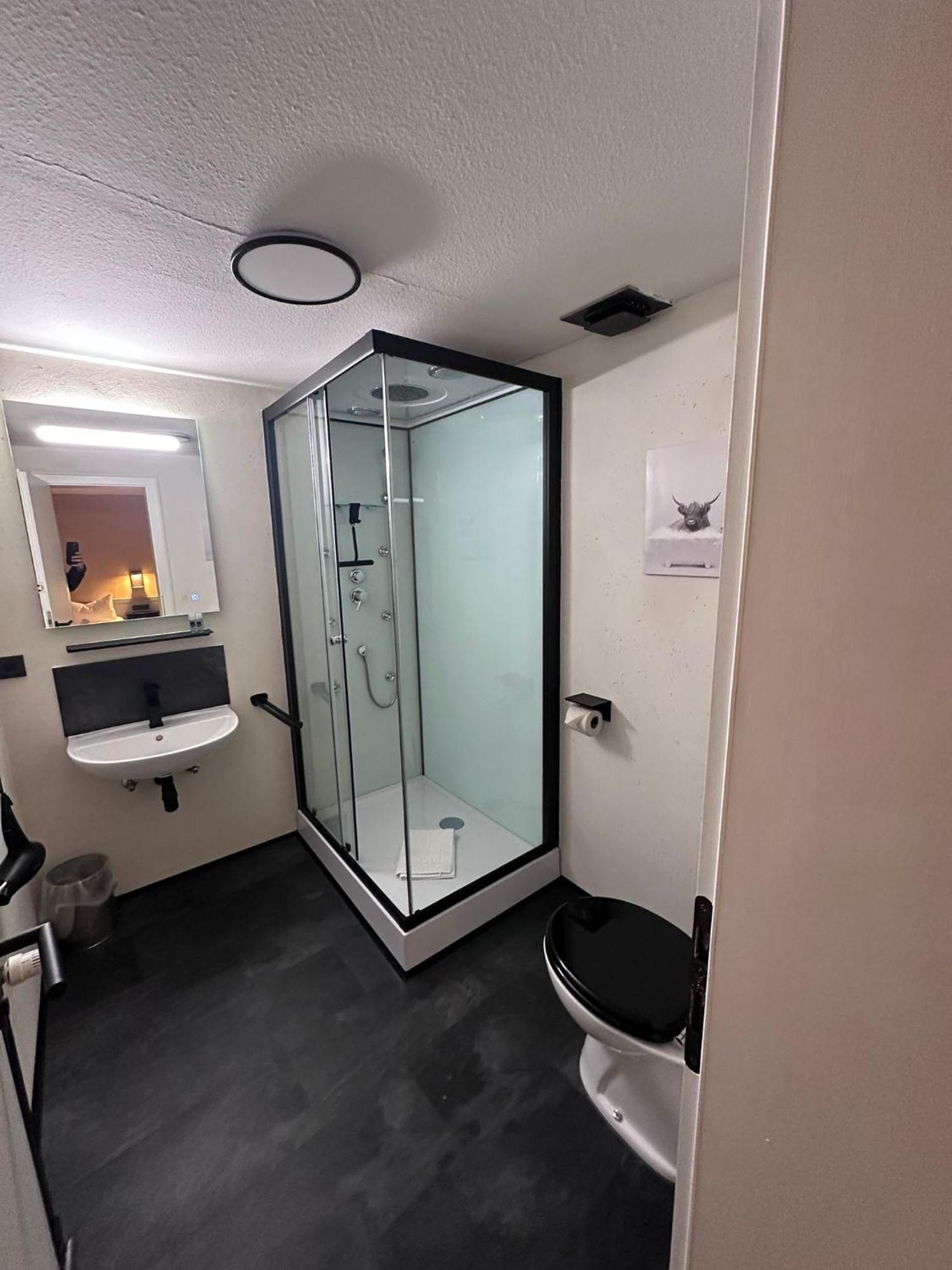 ماركت برايت Gasthof Zum Goldenen Schiff - Lehm, Stil & Altstadtflair المظهر الخارجي الصورة